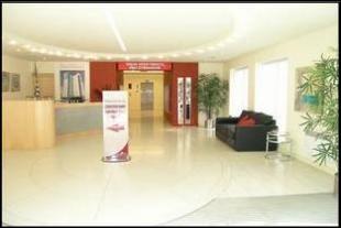 Foyer — 202 City View